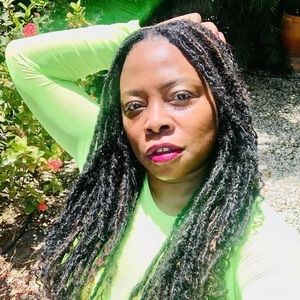 Meet your Posher, Kimberly